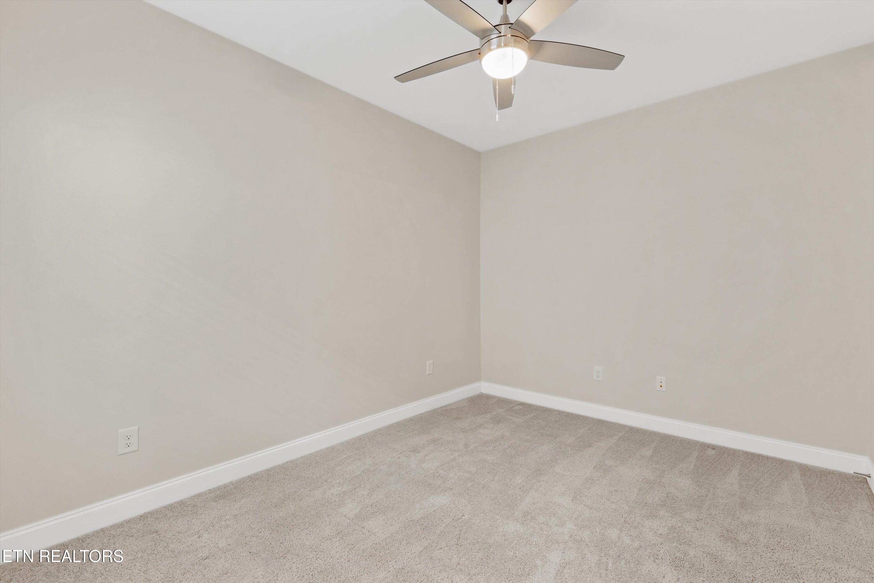 175 Goldheart Road Farragut, TN 37934 - Photo 29 of 47 Bedroom 2