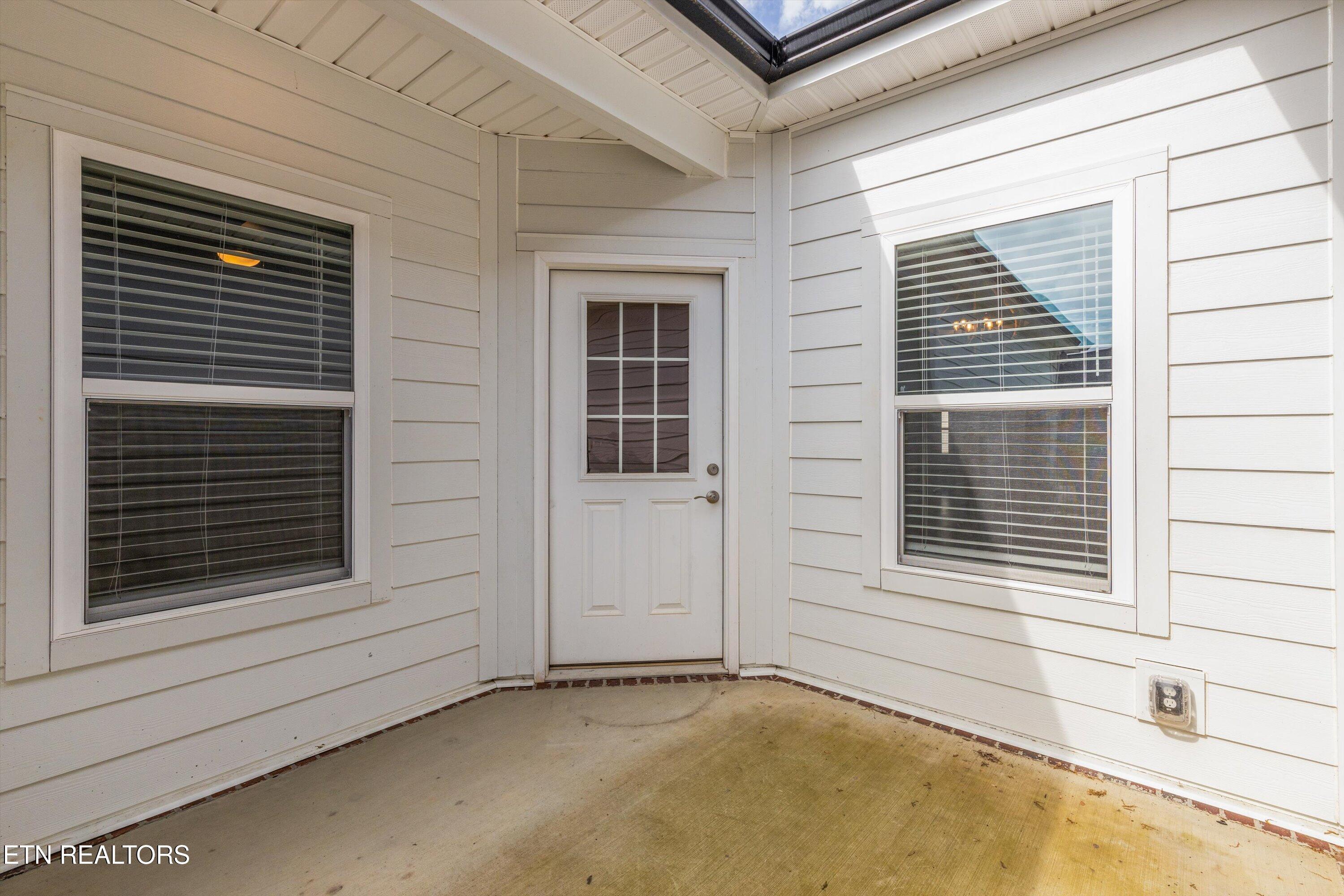 175 Goldheart Road Farragut, TN 37934 - Photo 38 of 47 Courtyard