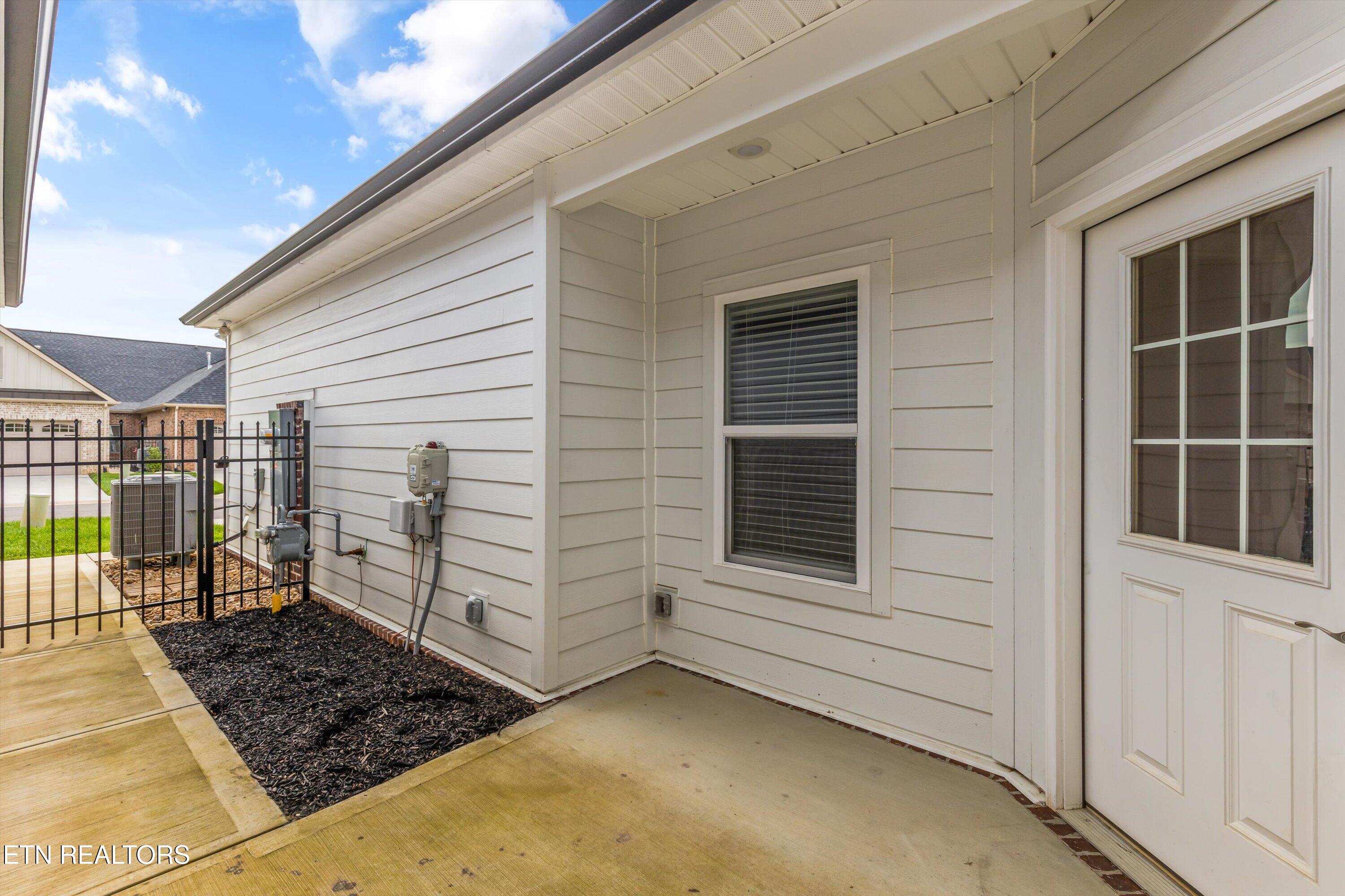 175 Goldheart Road Farragut, TN 37934 - Photo 39 of 47 Courtyard