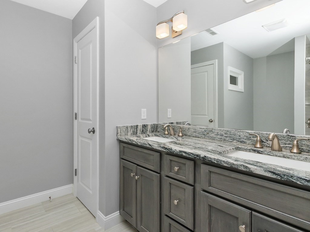 66 Ash Street, Unit 1 Waltham, MA 02453 - Photo 32 of 39