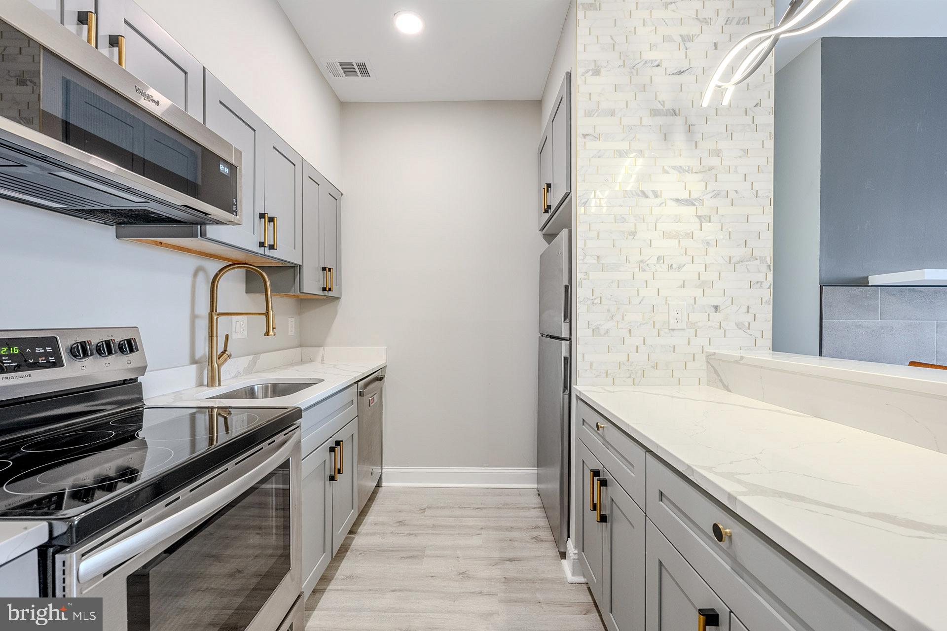 103 West Conway Street, Unit R 52 Baltimore, MD 21201 - Photo 17 of 29