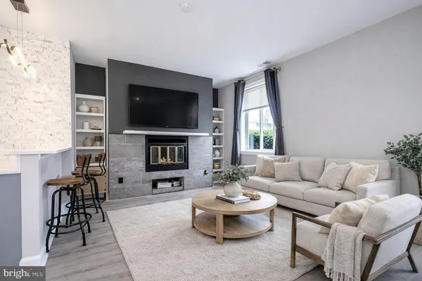 $279,900 | 103 West Conway Street, Unit R 52, Baltimore, MD 21201