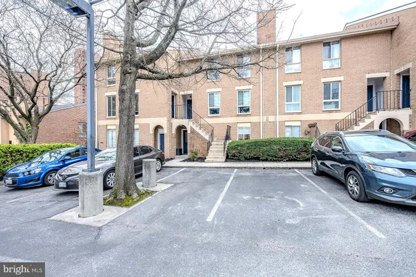 $279,900 | 103 West Conway Street, Unit R 52, Baltimore, MD 21201