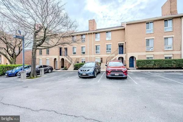 $279,900 | 103 West Conway Street, Unit R 52, Baltimore, MD 21201