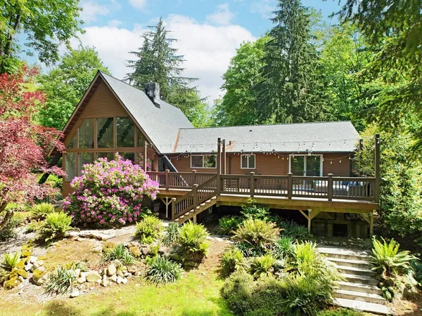 $1,050,000 | 28539 Northeast Tolt Hill Road, Carnation, WA 98014