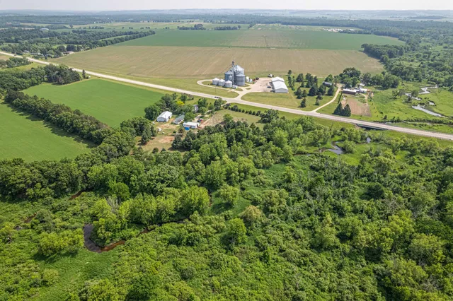 $450,000 | 17618 W Highway, Brodhead, WI 53520