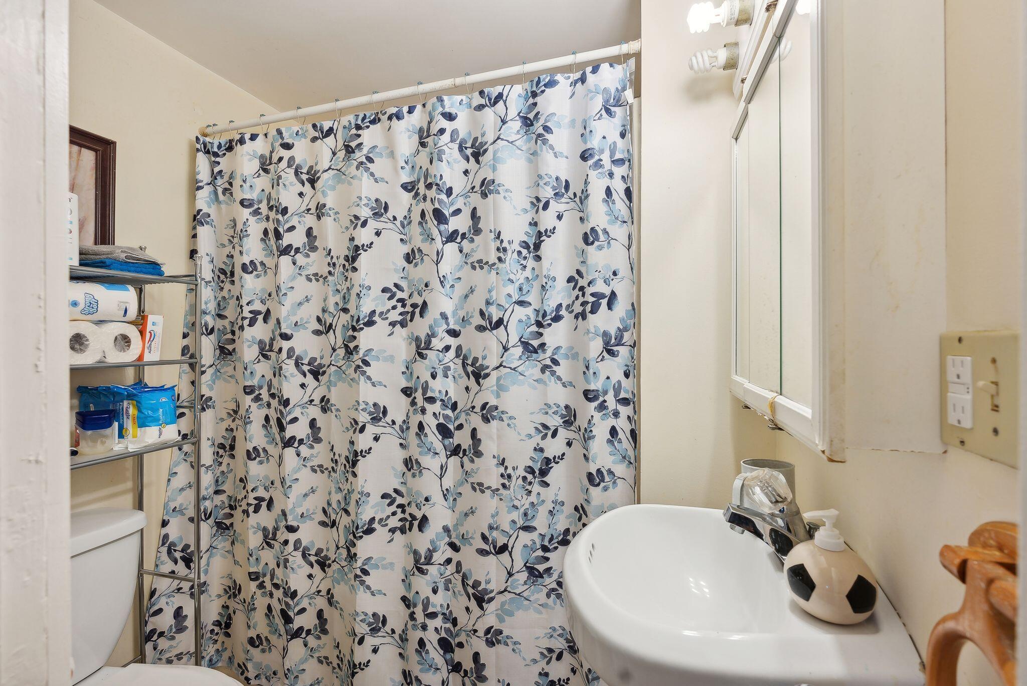 59 Colonial Road Westbrook, ME 04092 - Photo 20 of 35 Bathroom