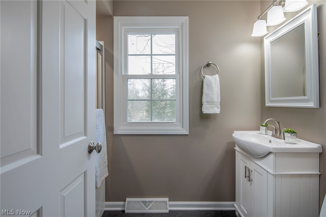 4408 Ira Road Akron, OH 44333 - Photo 14 of 24 Gallery Image 14
