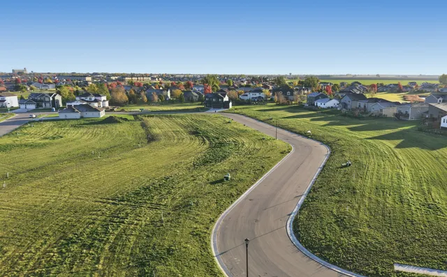 $54,900 | 4817 4th Street South, Moorhead, MN 56560