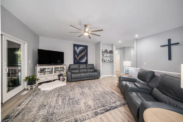 $385,000 | 2974 Countryside Lane, Jackson, MI 49203