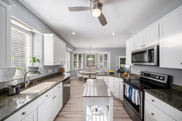 $385,000 | 2974 Countryside Lane, Jackson, MI 49203