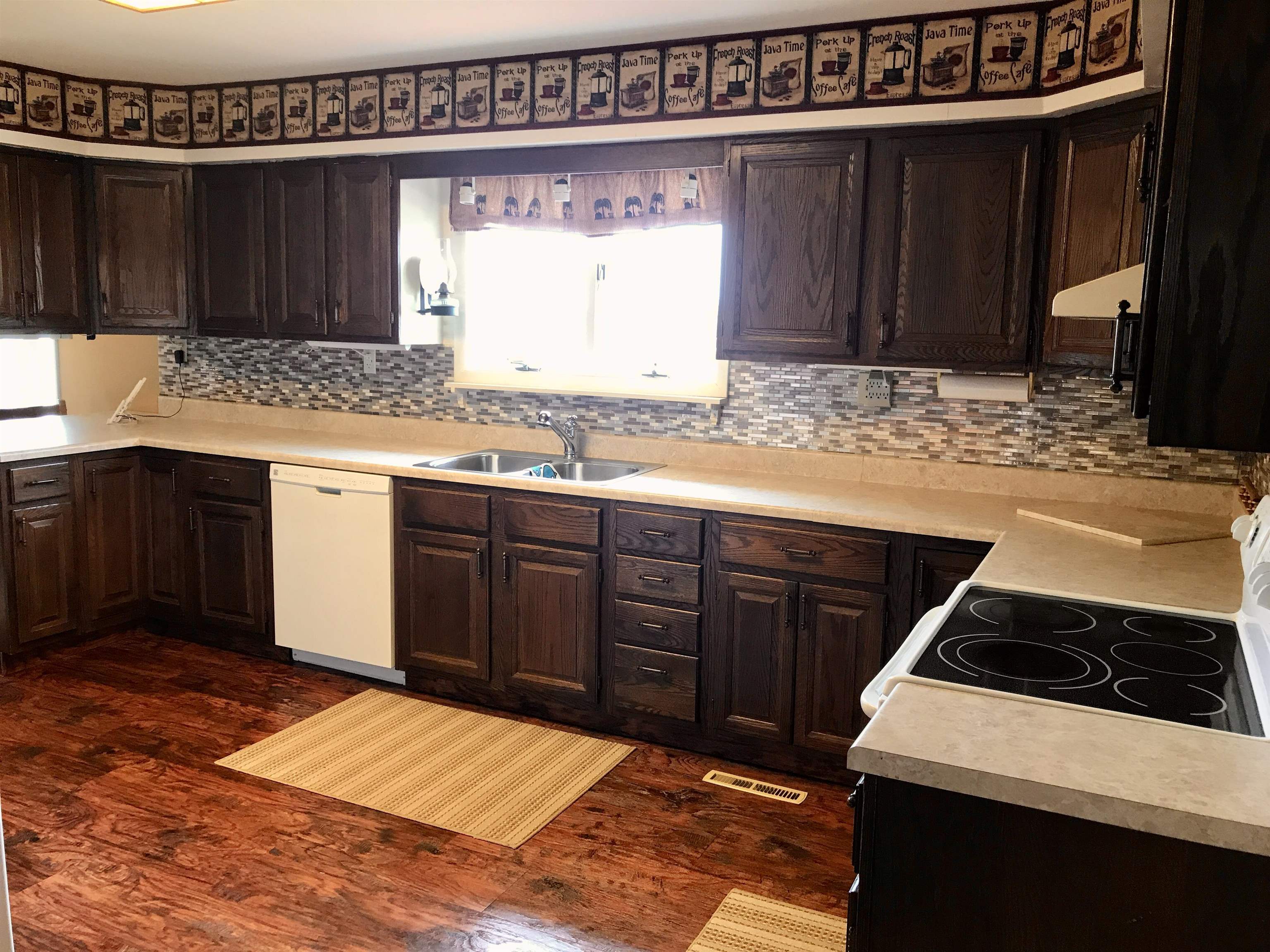 1989 South Crapo Road Ithaca, MI 48847 - Photo 3 of 64