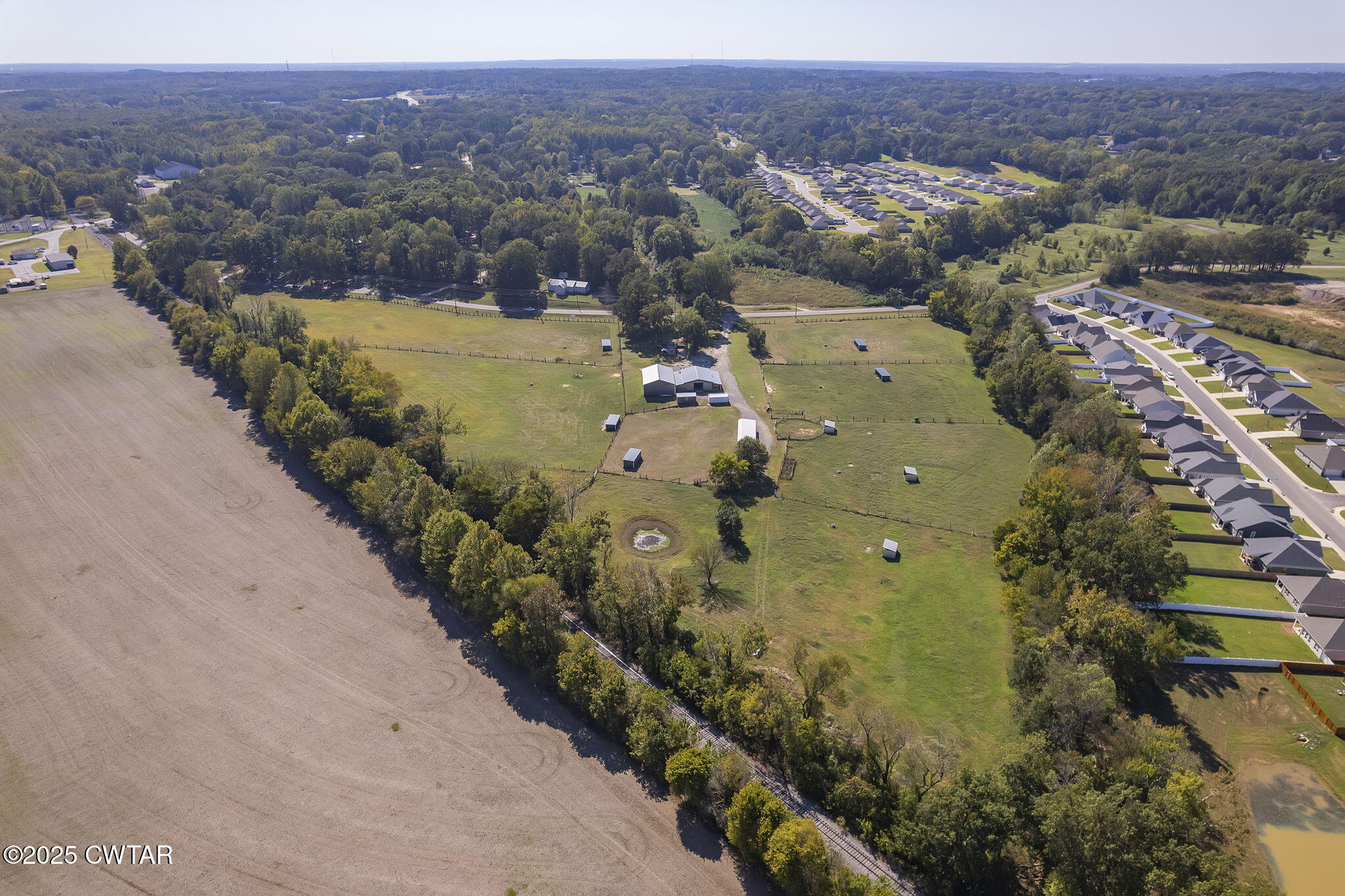 130 Cooper Anderson Road Jackson, TN 38305 - Photo 15 of 46 view of city and mountain view