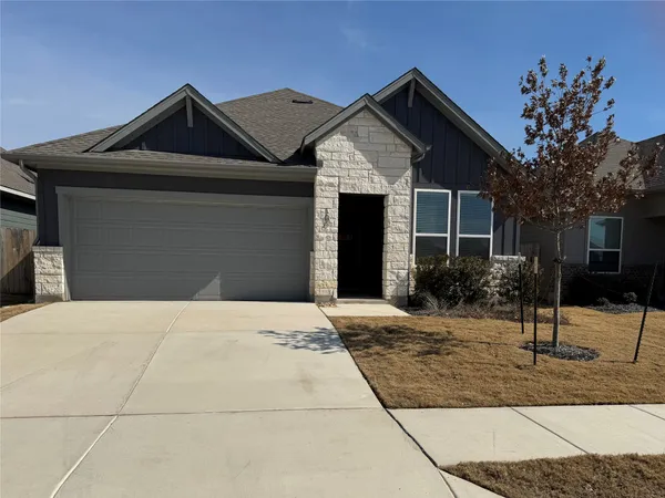 $2,090 | 104 Corn Lane, Hutto, TX 78634