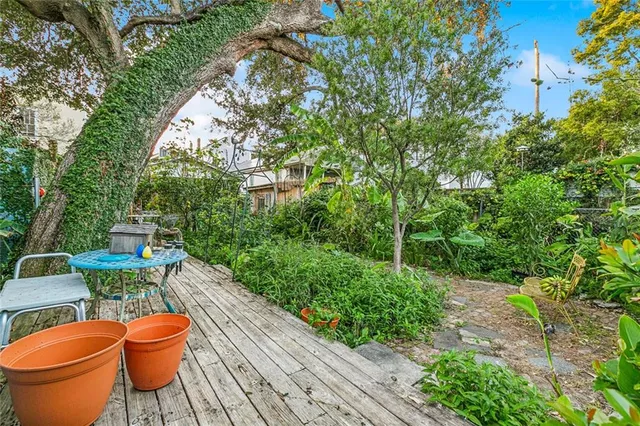 $1,850 | 819 Spain Street, New Orleans, LA 70117