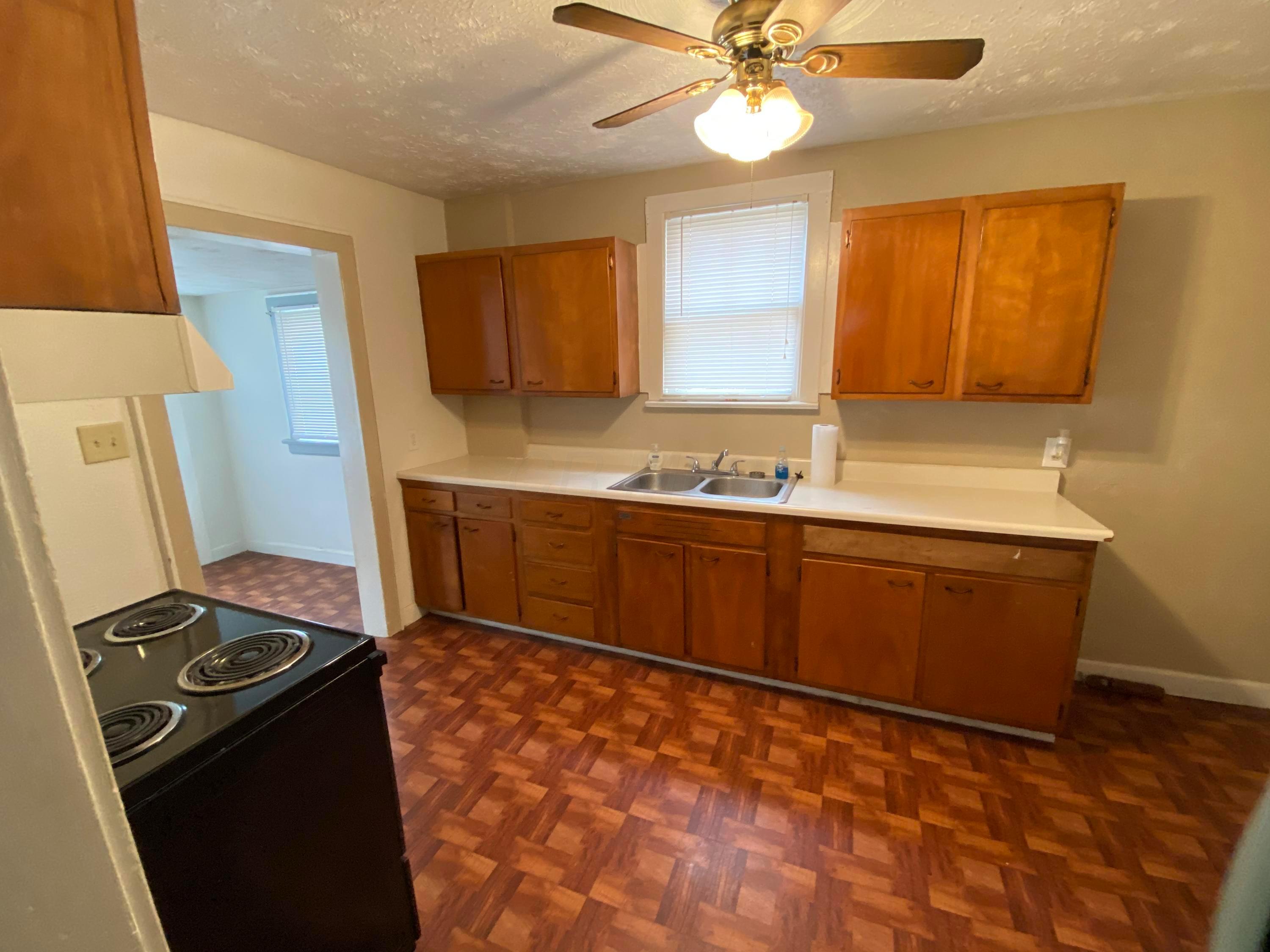 2622 Eakin Road Columbus, OH 43204 - Photo 11 of 39 Gallery Image 11