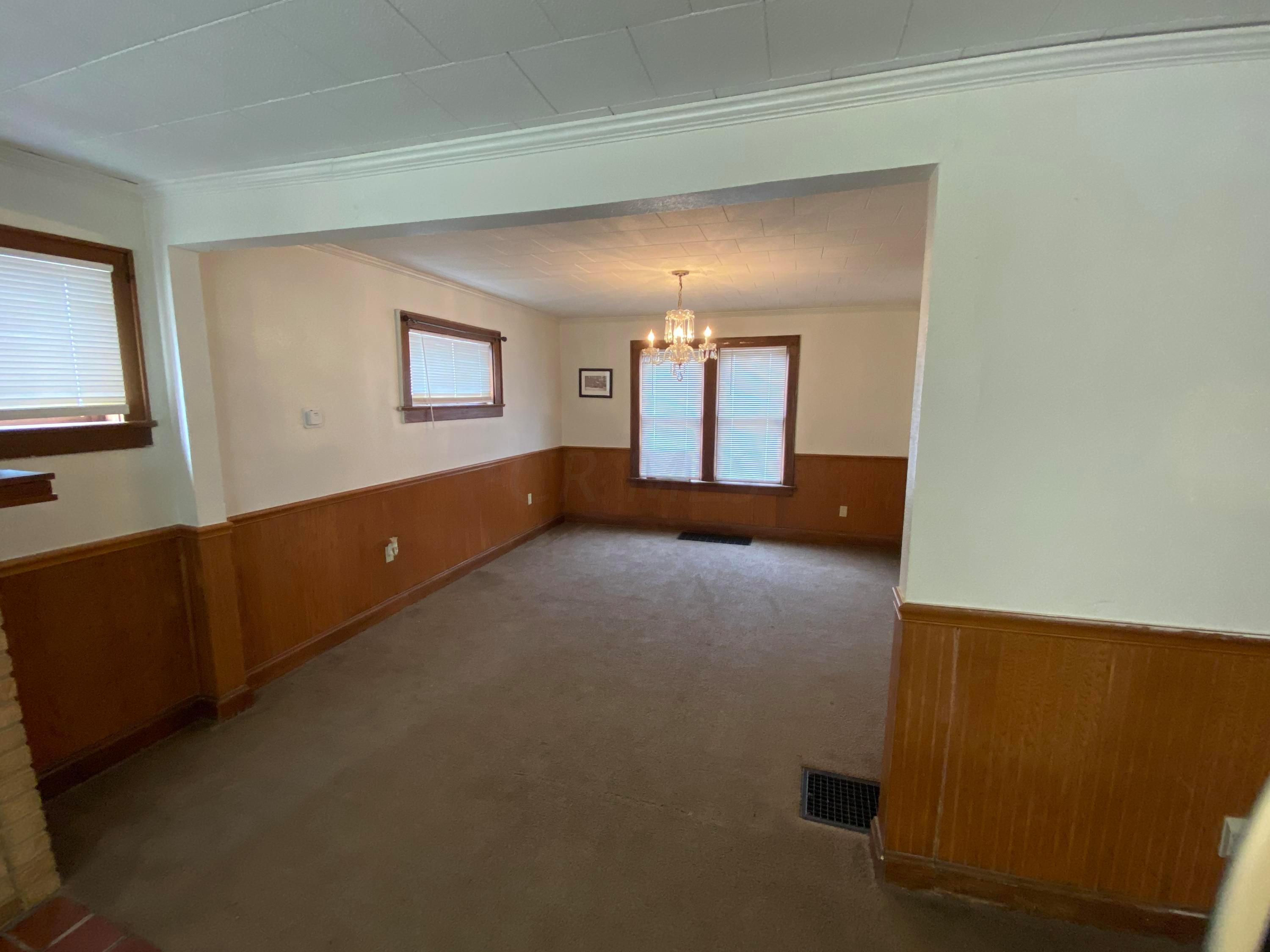 2622 Eakin Road Columbus, OH 43204 - Photo 8 of 39 Gallery Image 8