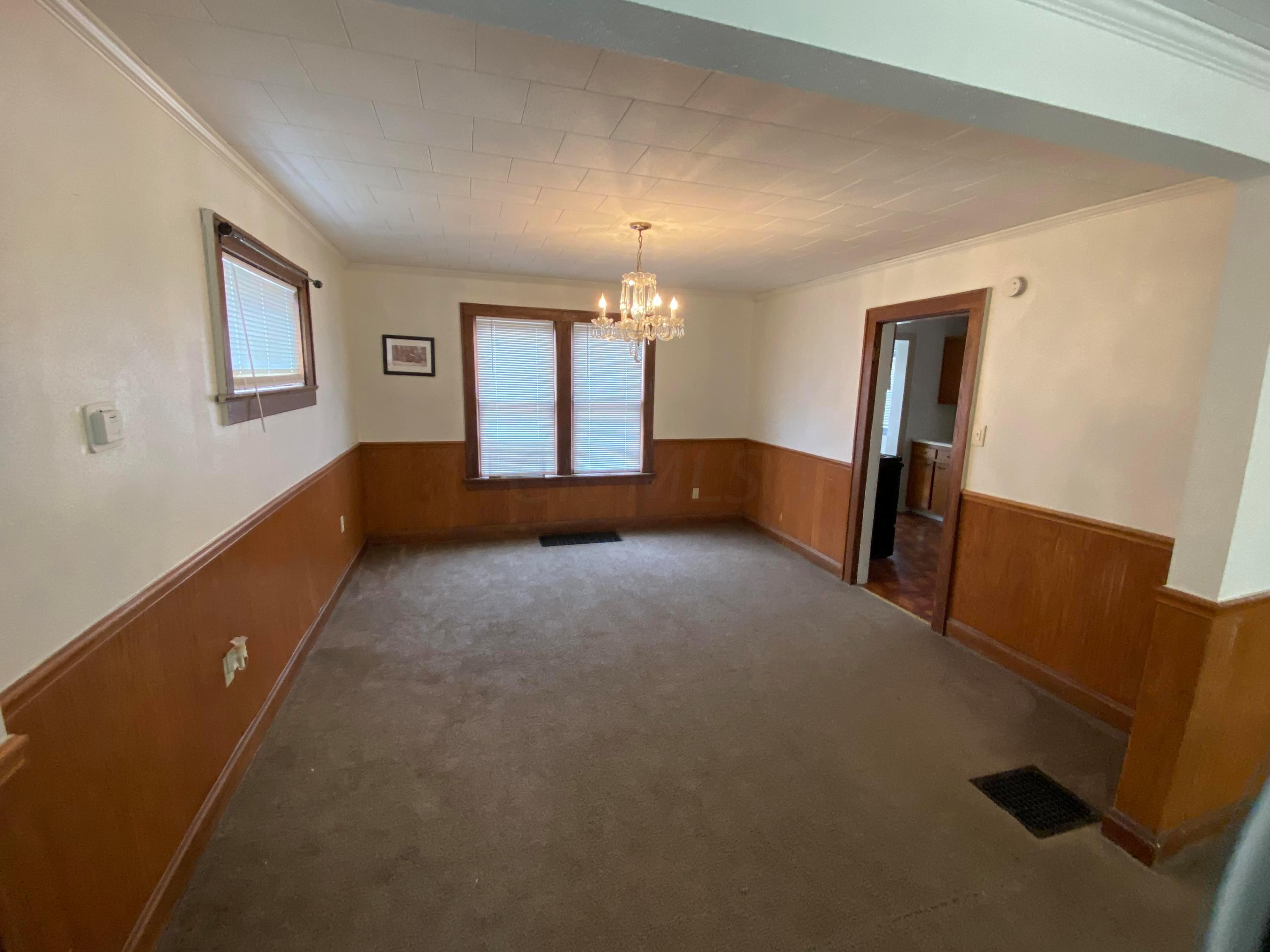 2622 Eakin Road Columbus, OH 43204 - Photo 9 of 39 Gallery Image 9
