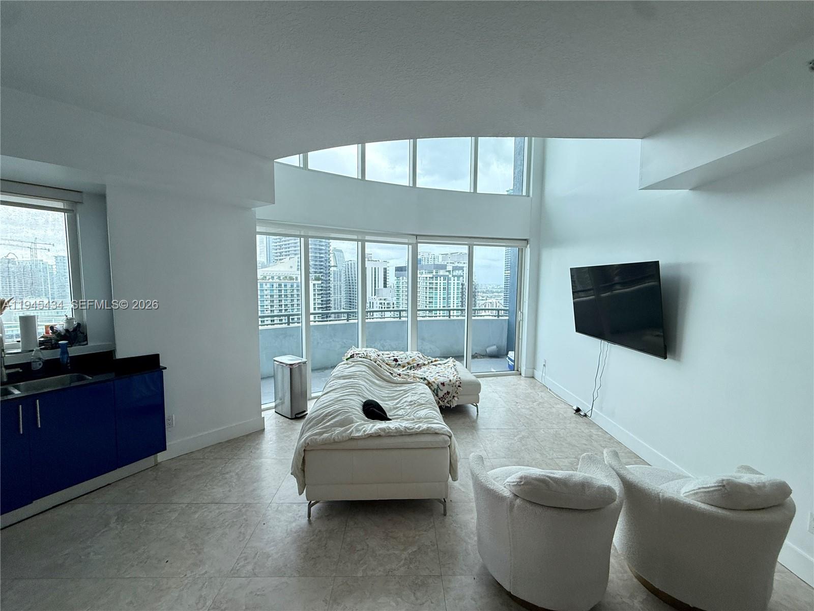 60 Southwest 13th Street, Unit 4018 Miami, FL 33130 - Photo 2 of 16