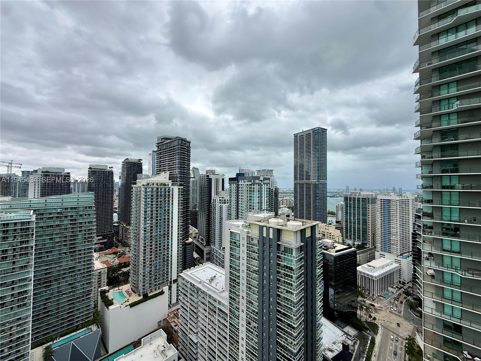 60 Southwest 13th Street, Unit 4018 Miami, FL 33130 - Photo 4 of 16