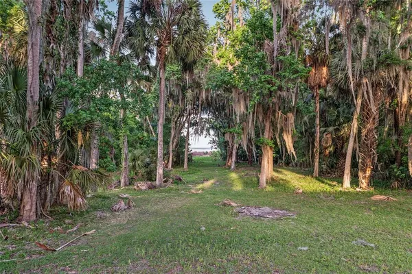 $330,000 | 20361 1st Street, McIntosh, FL 32664
