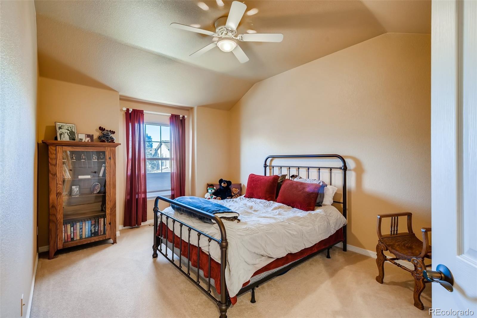 8915 Tappy Toorie Place Highlands Ranch, CO 80129 - Photo 19 of 28 Gallery Image 19