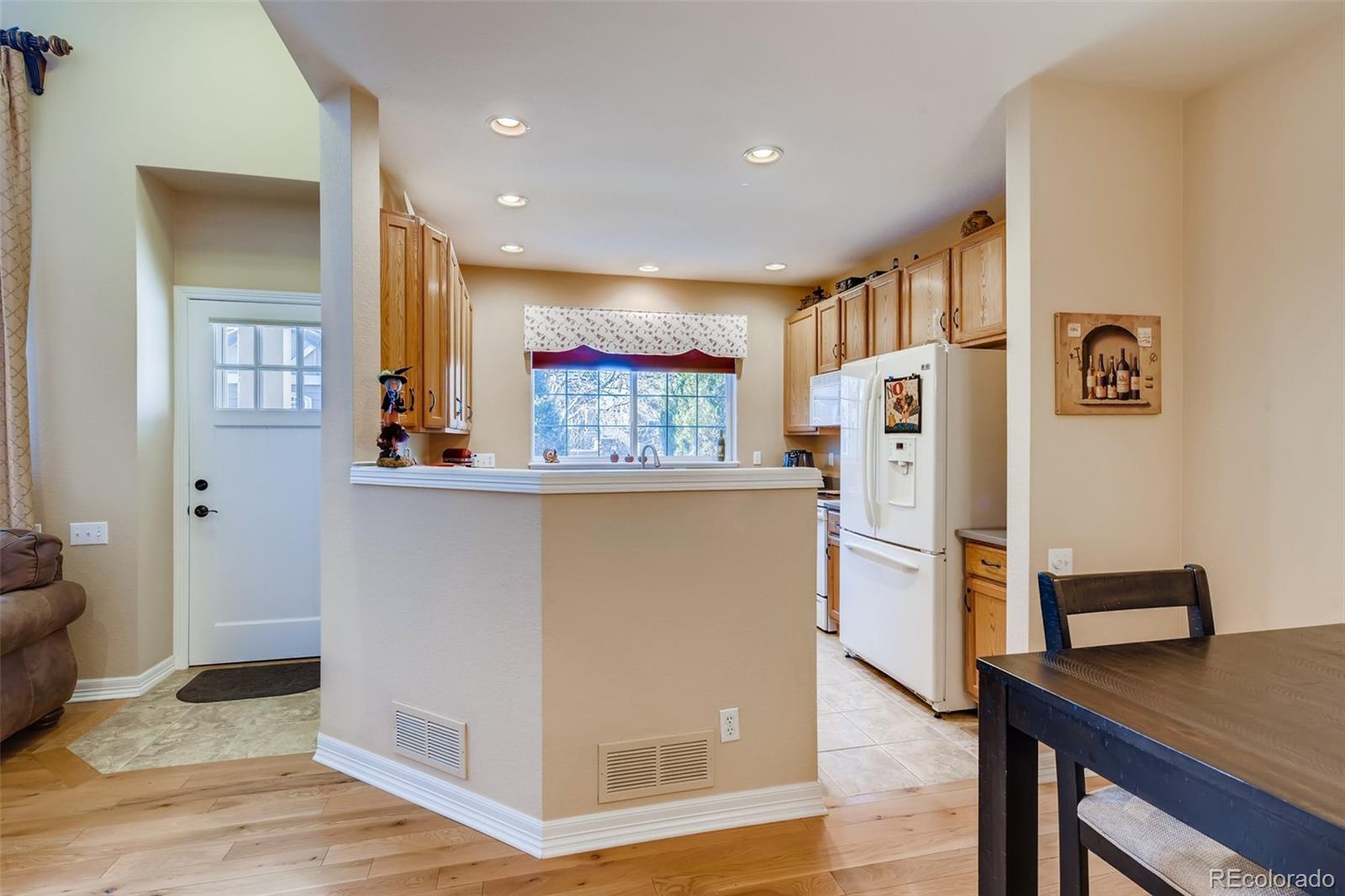 8915 Tappy Toorie Place Highlands Ranch, CO 80129 - Photo 10 of 28 Gallery Image 10