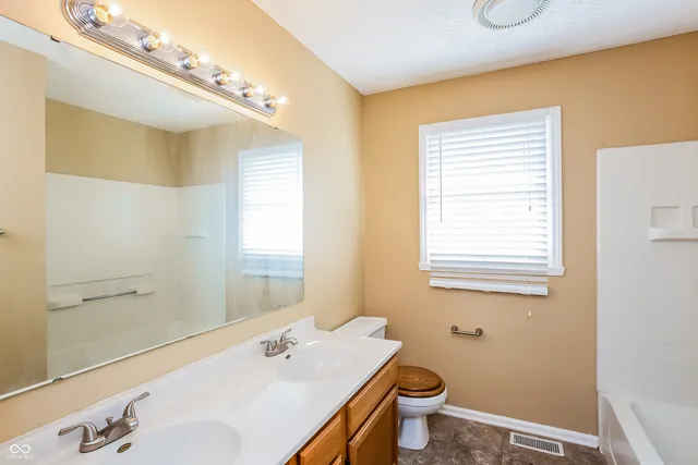 $2,335 | 3735 Crickwood Drive, Indianapolis, IN 46268