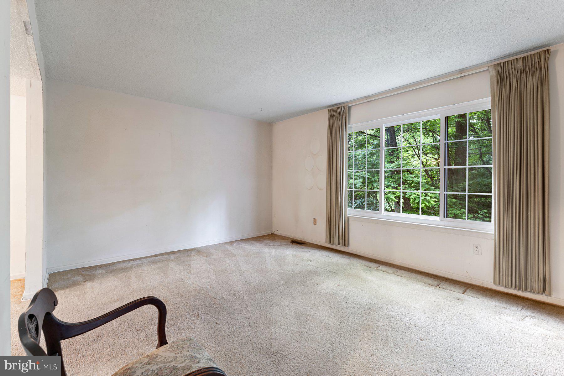 11337 Baroque Road Silver Spring, MD 20901 - Photo 10 of 29 a room with windows