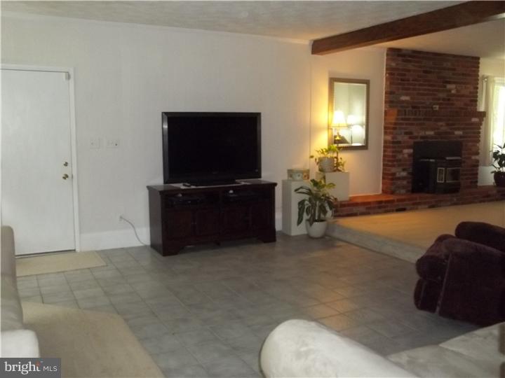 934 Rickerts Road Perkasie, PA 18944 - Photo 11 of 25 Gallery Image 11