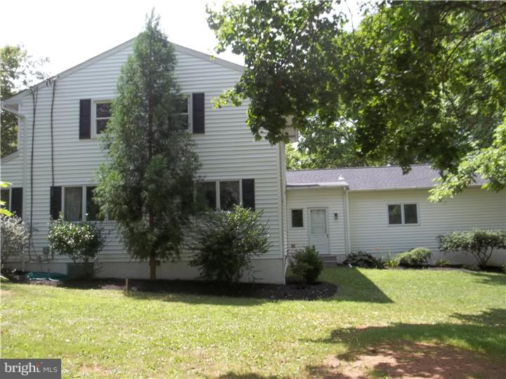 934 Rickerts Road Perkasie, PA 18944 - Photo 4 of 25 Gallery Image 4