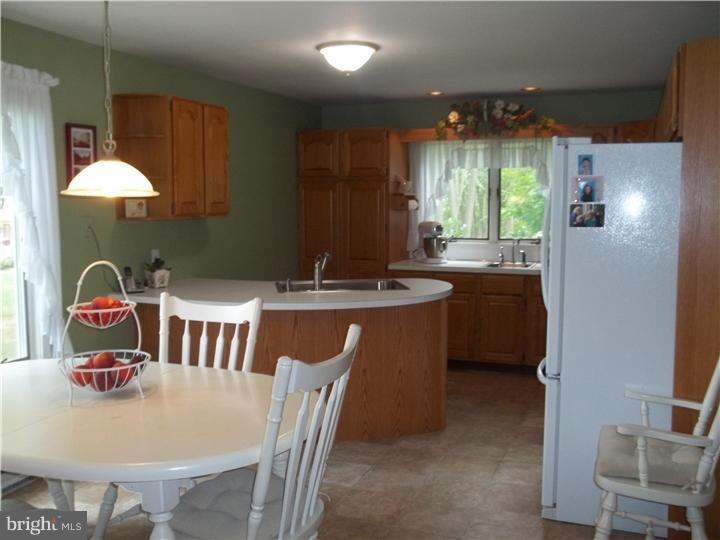 934 Rickerts Road Perkasie, PA 18944 - Photo 6 of 25 Gallery Image 6