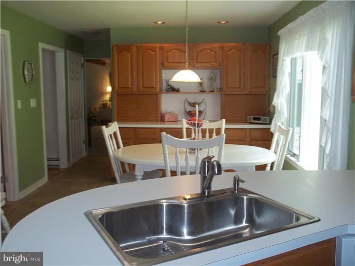 934 Rickerts Road Perkasie, PA 18944 - Photo 9 of 25 Gallery Image 9