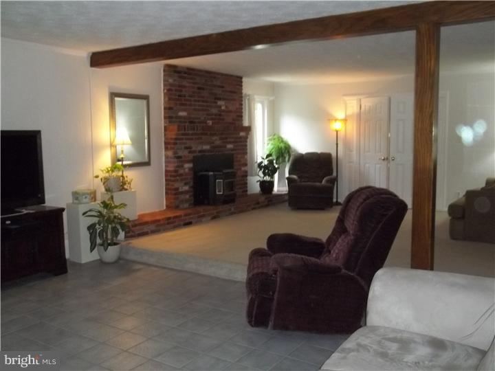 934 Rickerts Road Perkasie, PA 18944 - Photo 10 of 25 Gallery Image 10