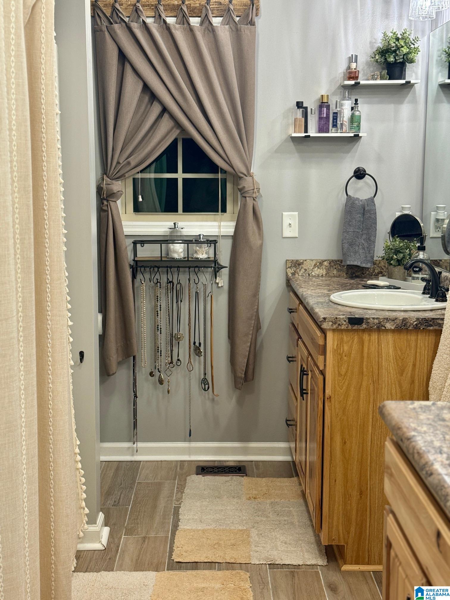 107 Skyview Lake Road Warrior, AL 35180 - Photo 13 of 34