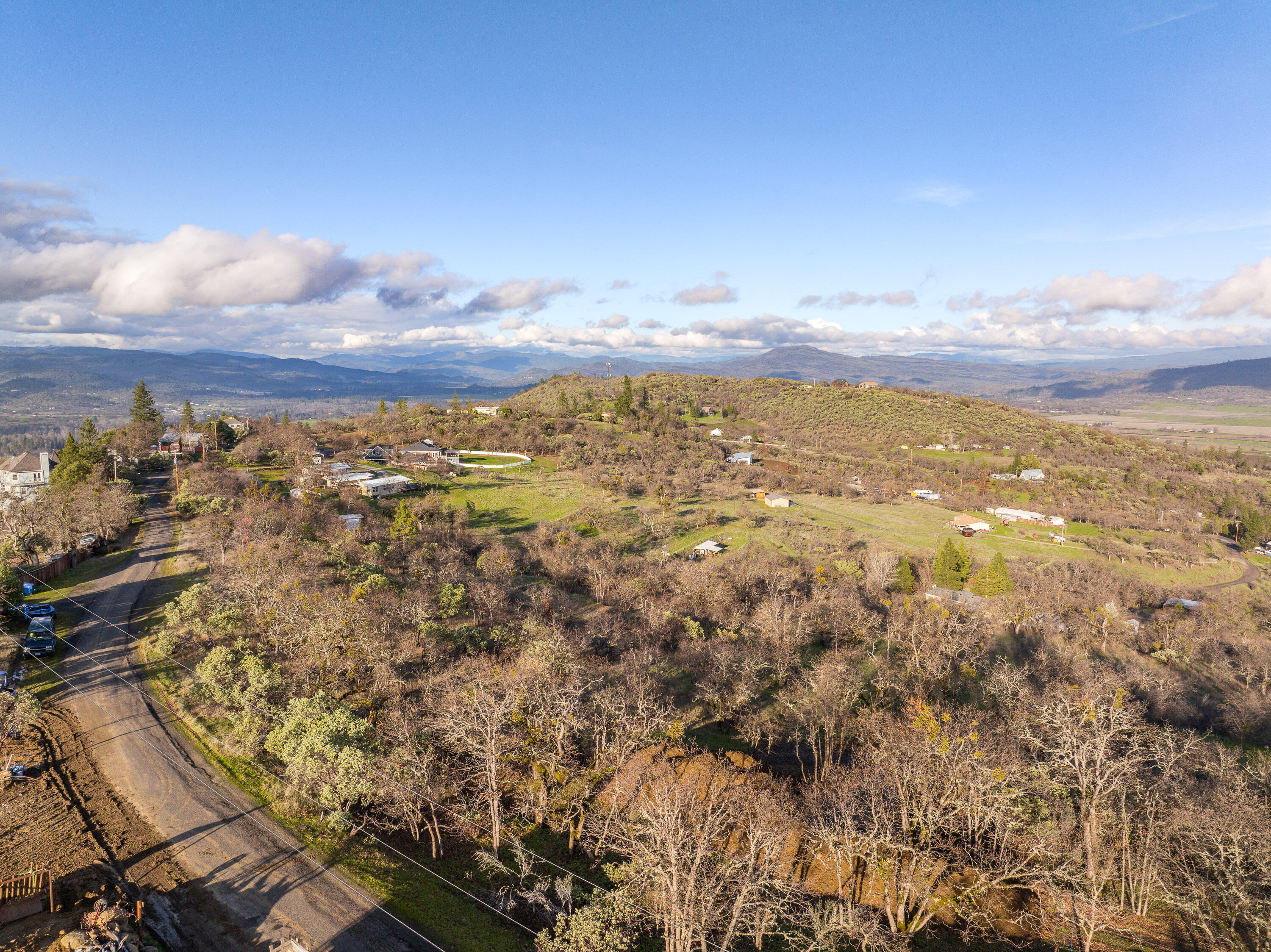 445 Mt Castle Drive Eagle Point, OR 97524 - Photo 21 of 23 445MtCastleDr-018