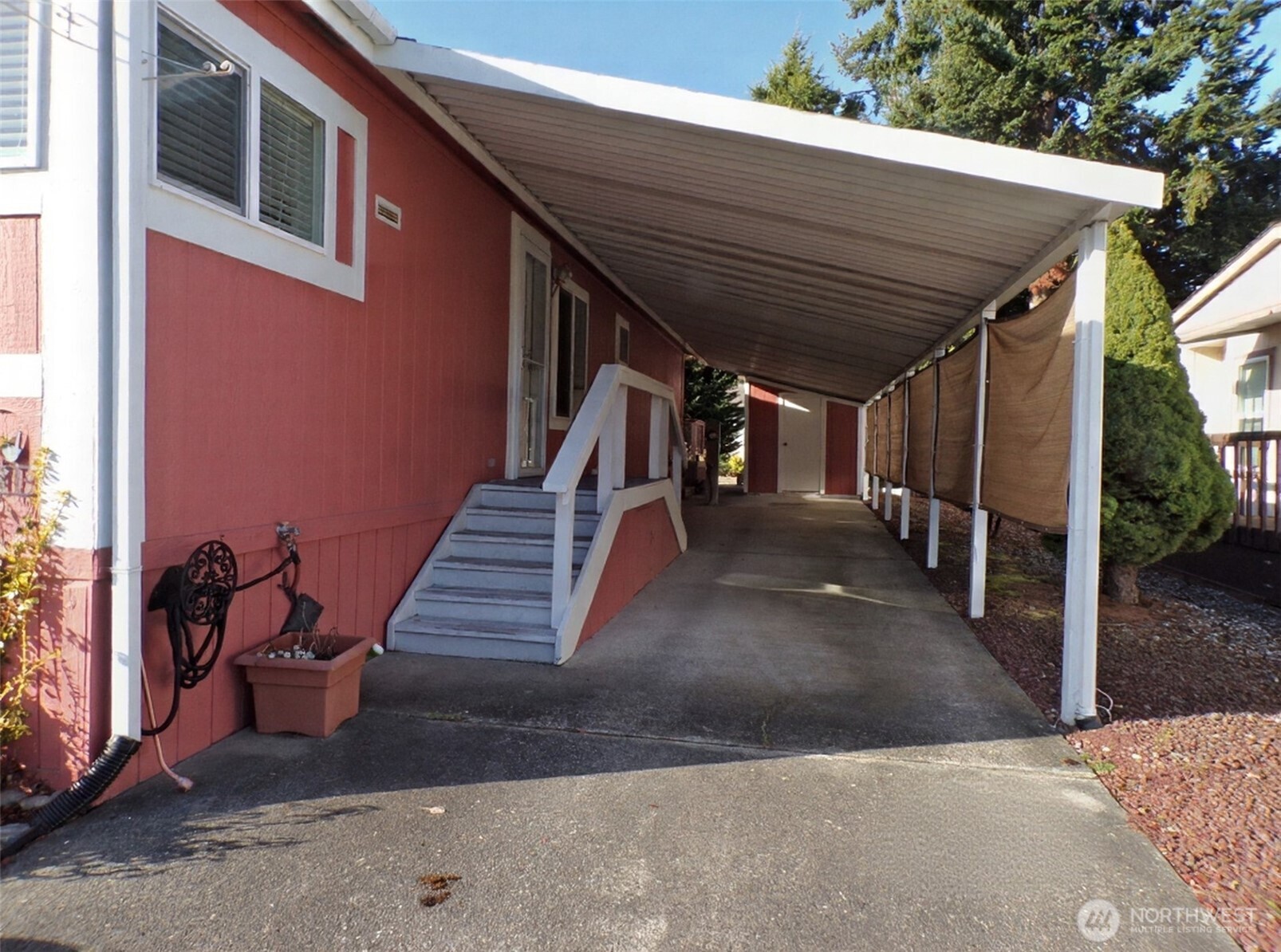 1427 100th Street Southwest, Unit 50 Everett, WA 98204 - Photo 5 of 28