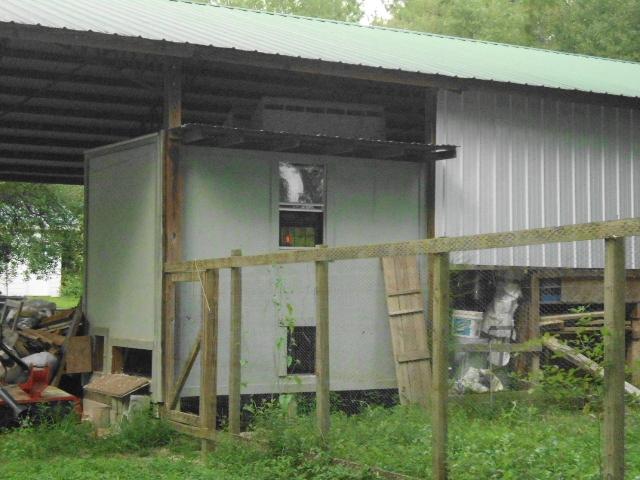 77 Perdue Road DeFuniak Springs, FL 32433 - Photo 29 of 34 Ward Chicken house