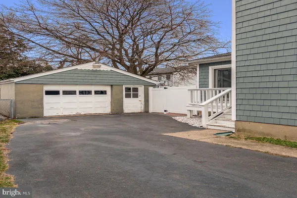 $478,000 | 210 Kuser Road, Hamilton, NJ 08619