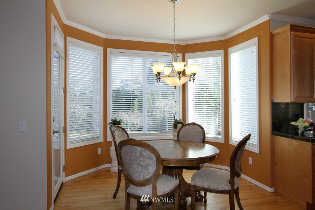 20623 38th Drive Southeast Bothell, WA 98021 - Photo 8 of 18