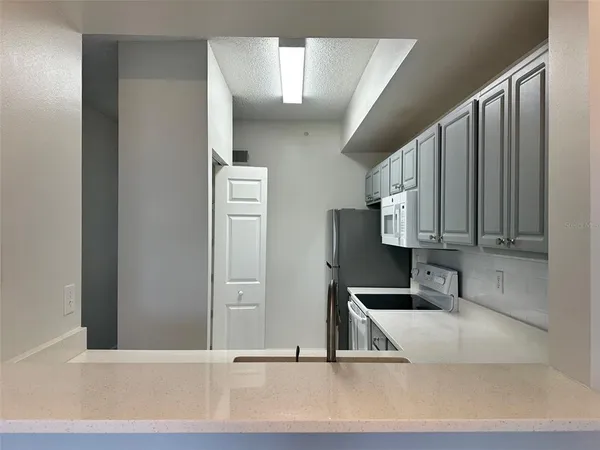 $1,995 | 5701 Bentgrass Drive, Unit 18206, Sarasota, FL 34235