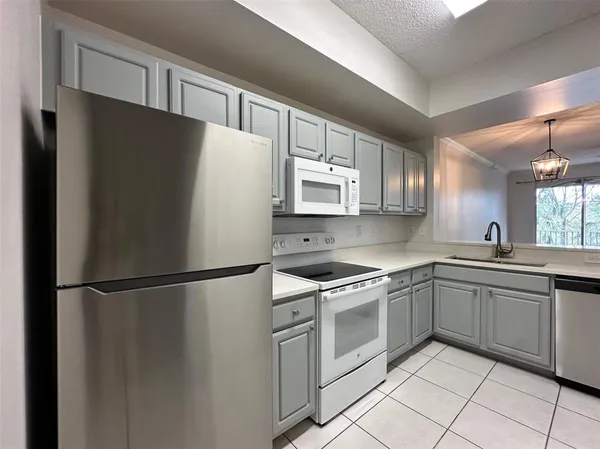 $1,995 | 5701 Bentgrass Drive, Unit 18206, Sarasota, FL 34235