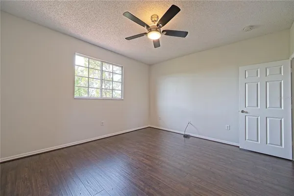 $1,995 | 5701 Bentgrass Drive, Unit 18206, Sarasota, FL 34235