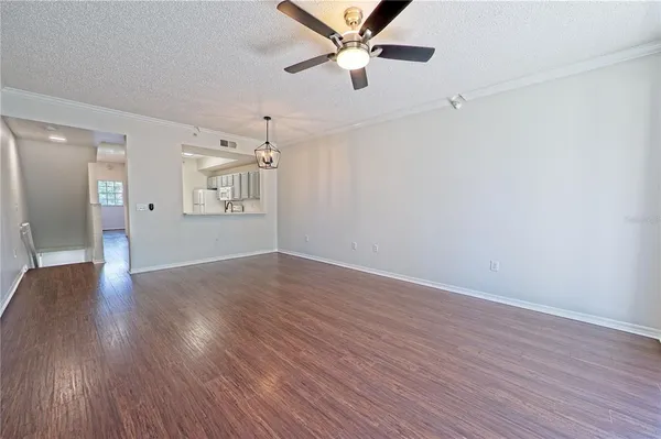 $1,995 | 5701 Bentgrass Drive, Unit 18206, Sarasota, FL 34235