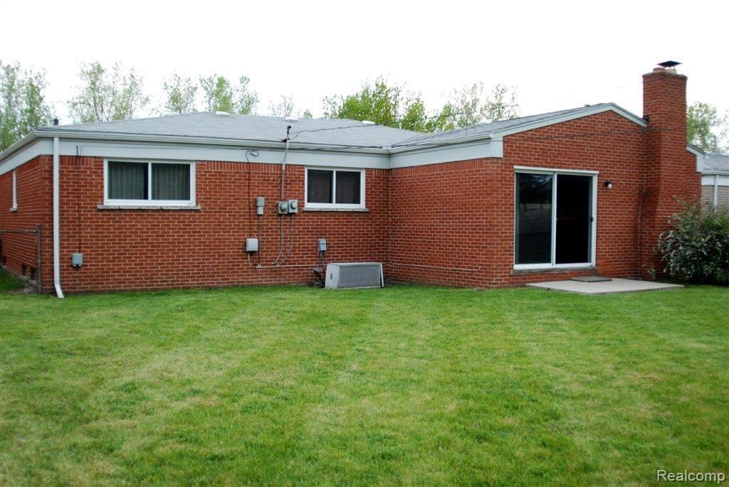 2427 Frazho Road Warren, MI 48091 - Photo 3 of 20 2427 Frazho Back Yard View #2.JP