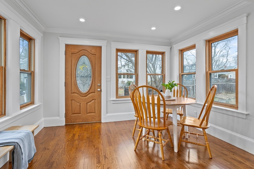 10 Lakeview Road Wayland, MA 01778 - Photo 11 of 31 Gallery Image 11