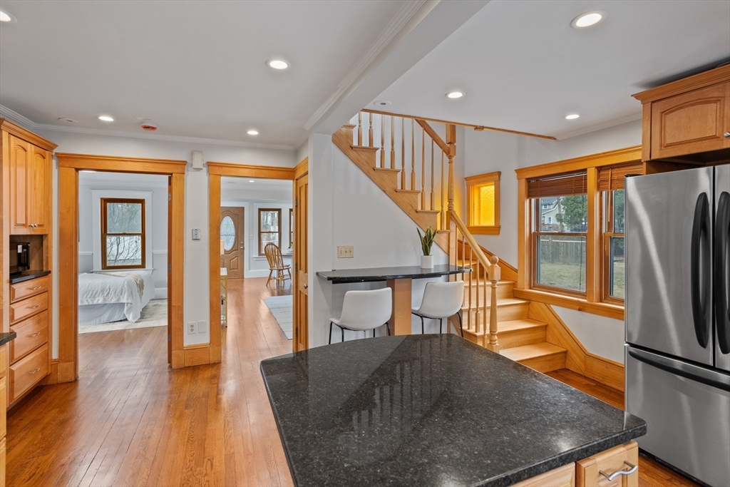 10 Lakeview Road Wayland, MA 01778 - Photo 13 of 31 Gallery Image 13
