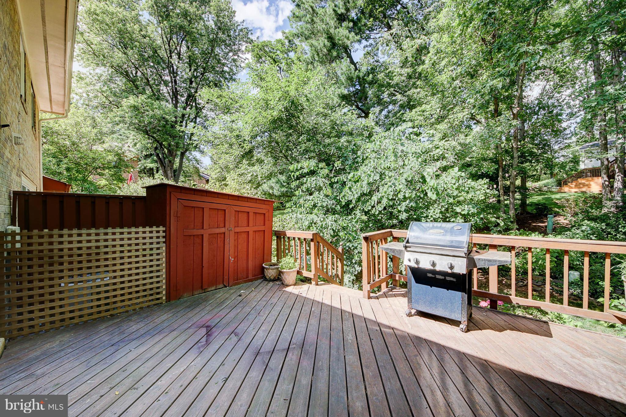 11014 Saffold Way Reston, VA 20190 - Photo 19 of 22 Exterior (Rear)