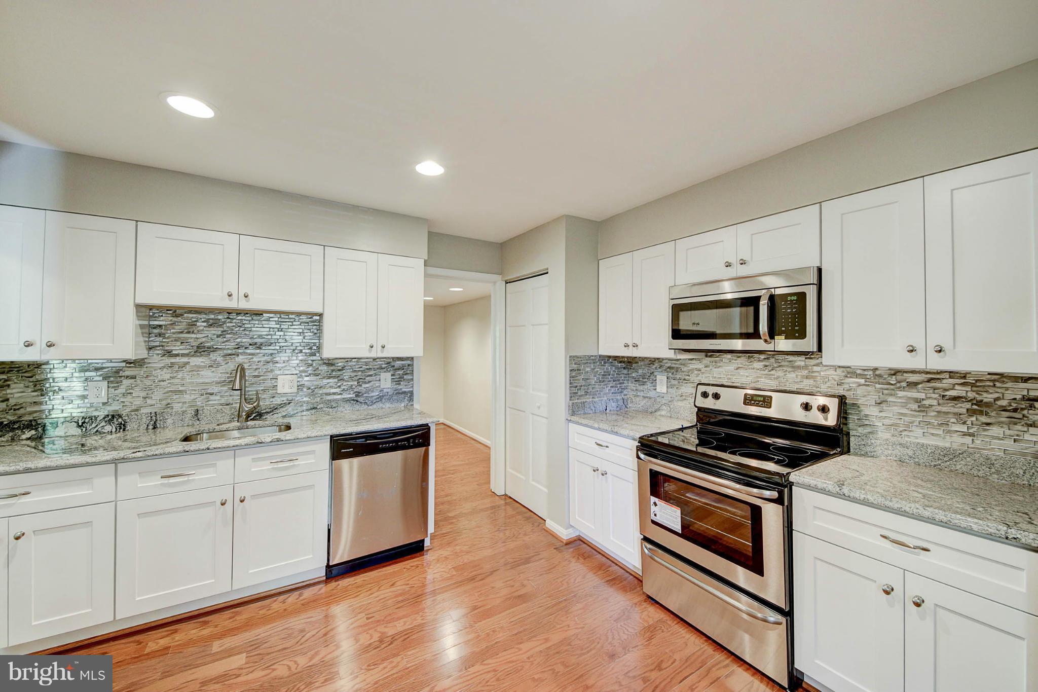 11014 Saffold Way Reston, VA 20190 - Photo 5 of 22 Kitchen