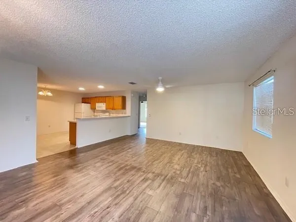 $1,850 | 2744 Collington Drive, The Villages, FL 32162